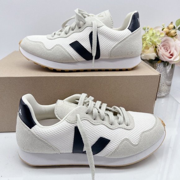 VEJA Rio Branco Fashion Running Shoe Sneaker White Black Nature Womens US 8 EU39 - Picture 2 of 10